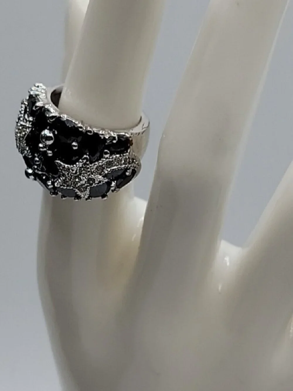 Night Sky Cocktail Ring Prong Set Black Clear Crystal Stars Size 6 Silver Tone